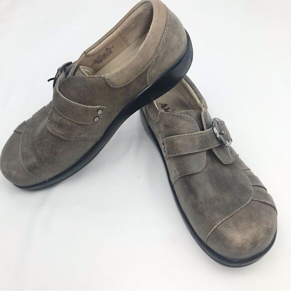 Alegria KHLOE Light Brown Leather Slip On Loafer Comfort Support Clog Shoes - Picture 3 of 16